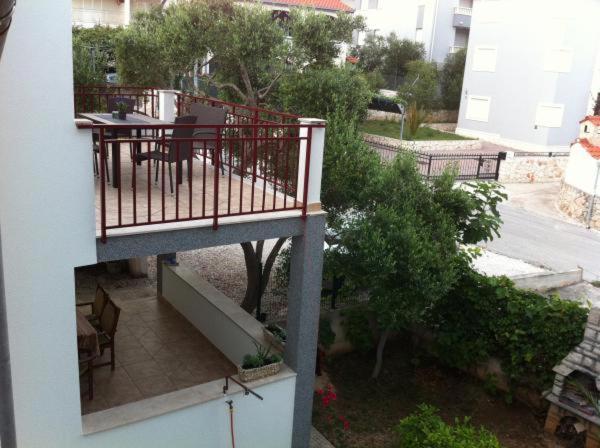 Apartman Lidija Ciovo โตรกีร์ ภายนอก รูปภาพ