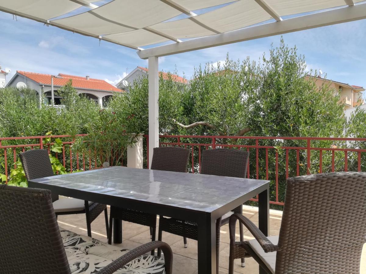Apartman Lidija Ciovo โตรกีร์ ภายนอก รูปภาพ